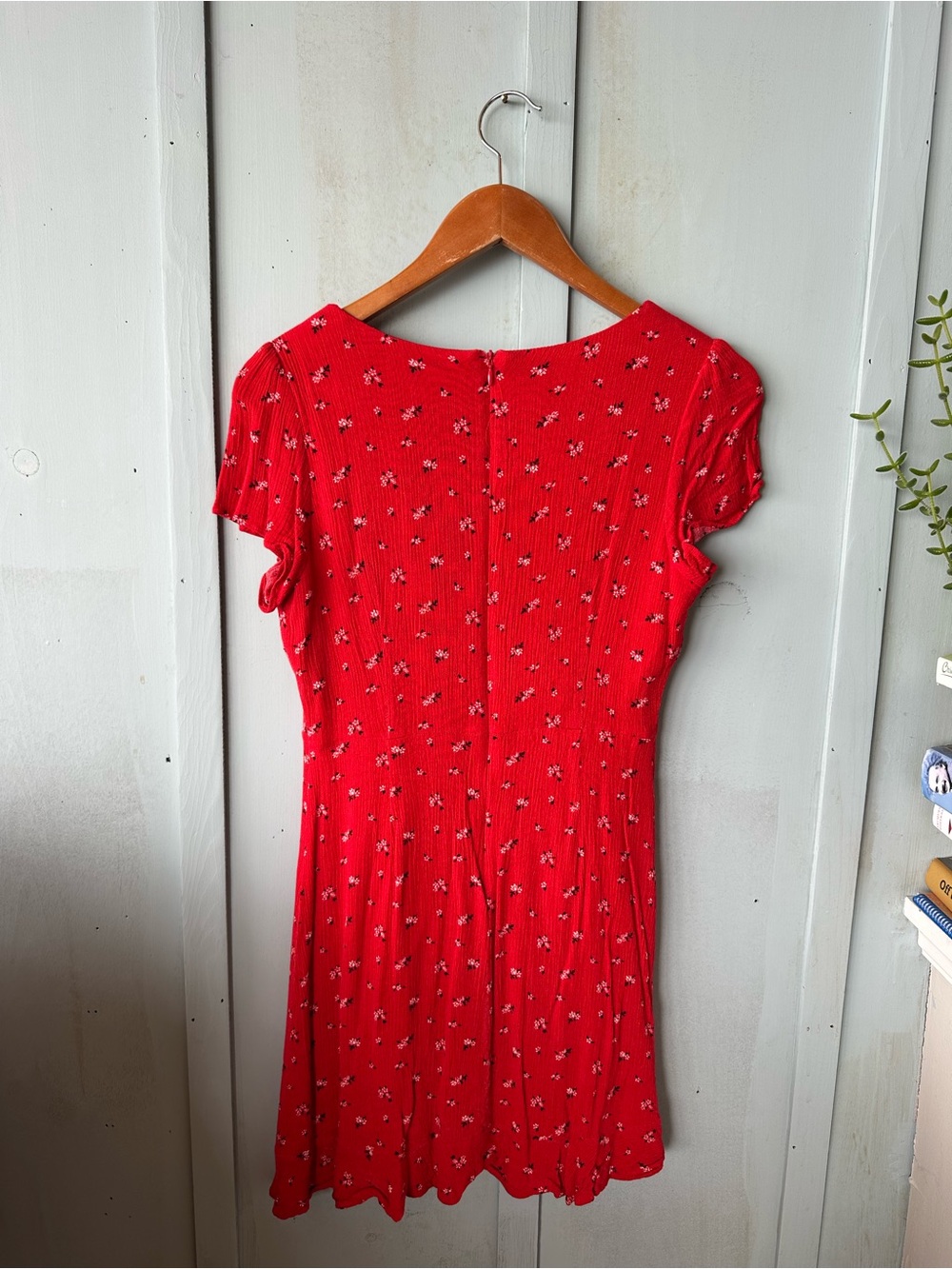 Vintage Red Floral Fit & Flare Dress - Women - Picture 5 of 8